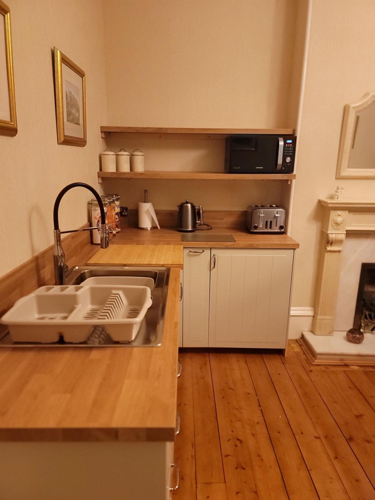 3 Bedroom Villa Attached To Host Home Free Parking 珀斯 外观 照片