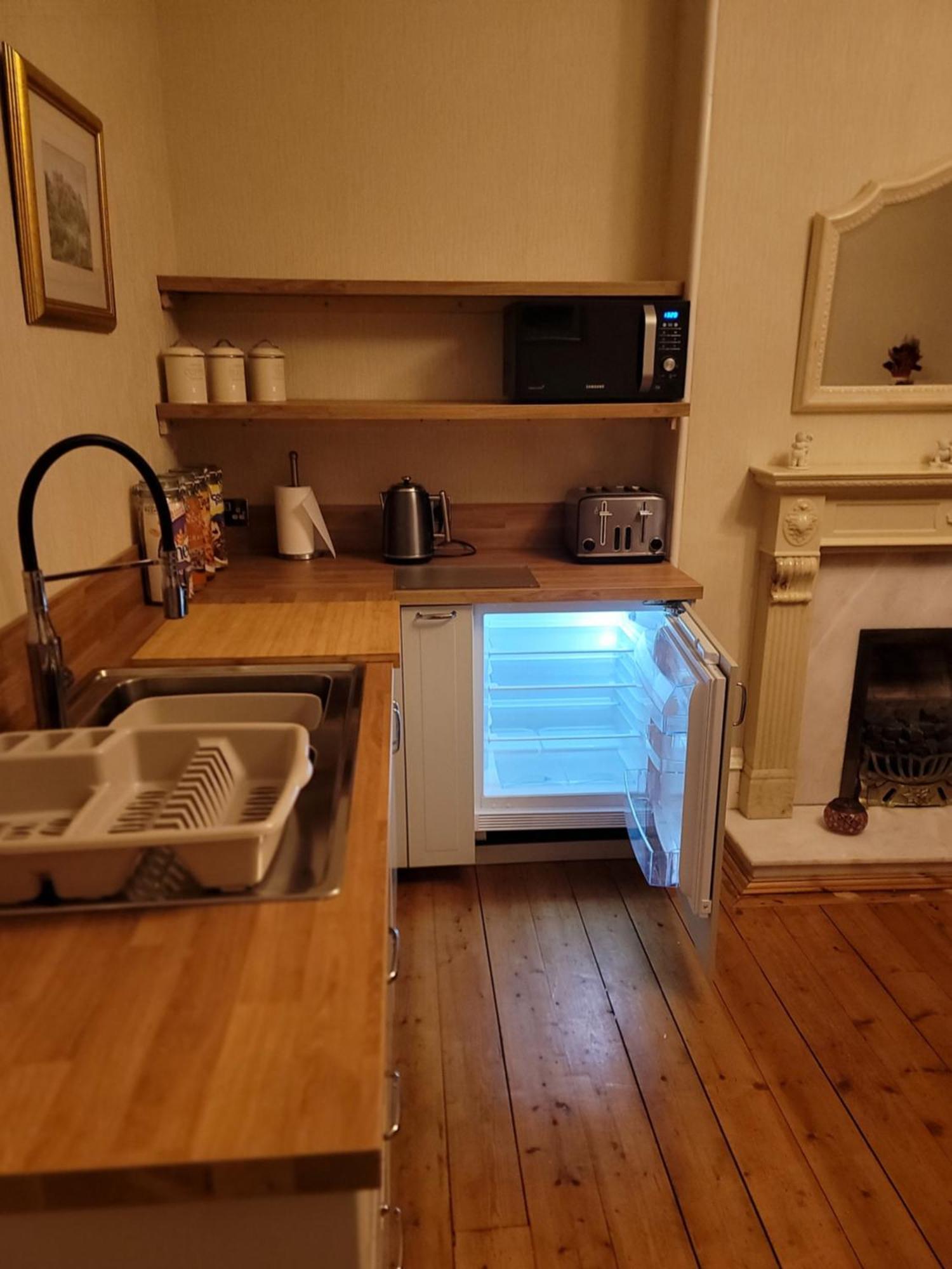 3 Bedroom Villa Attached To Host Home Free Parking 珀斯 外观 照片